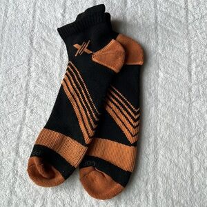 Copper Infused V-Striped Ankle Socks- Unisex